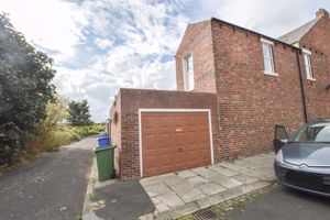 Photo 11- click for photo gallery